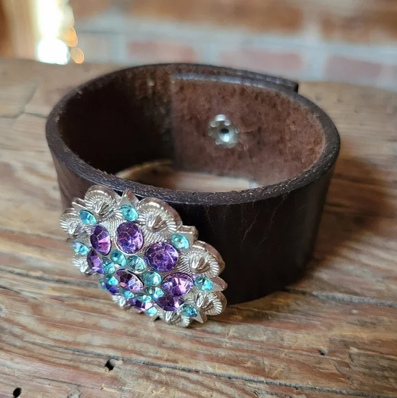 PURPLE Crystal Concho Leather Cuff - Picture 4 of 8
